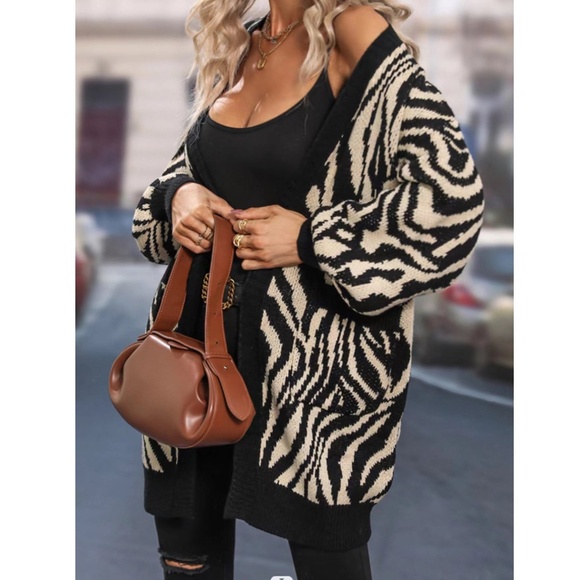 Zebra Animal Print Beige and Black Open Cardigan Pockets Long Sleeve - Picture 4 of 7